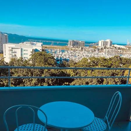 Sea Side Apartment Escape Townsville Exterior photo