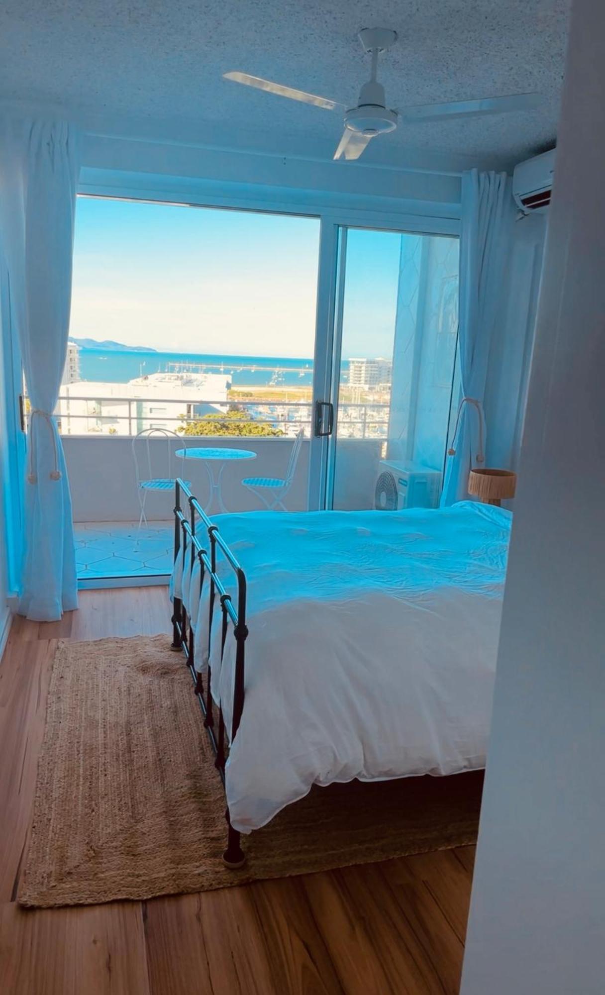 Sea Side Escape Apartment *