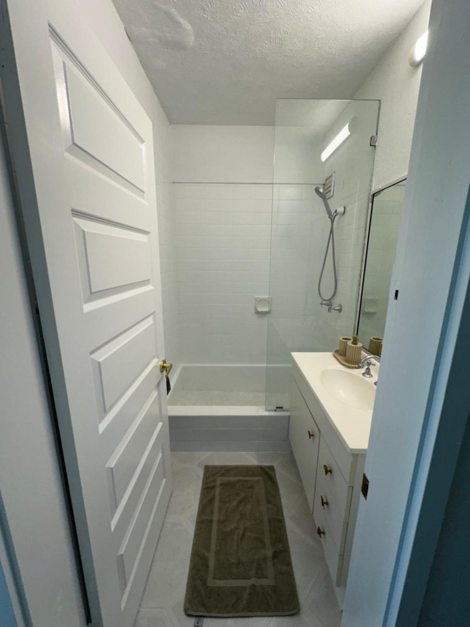 Sea Side Escape Apartment Townsville