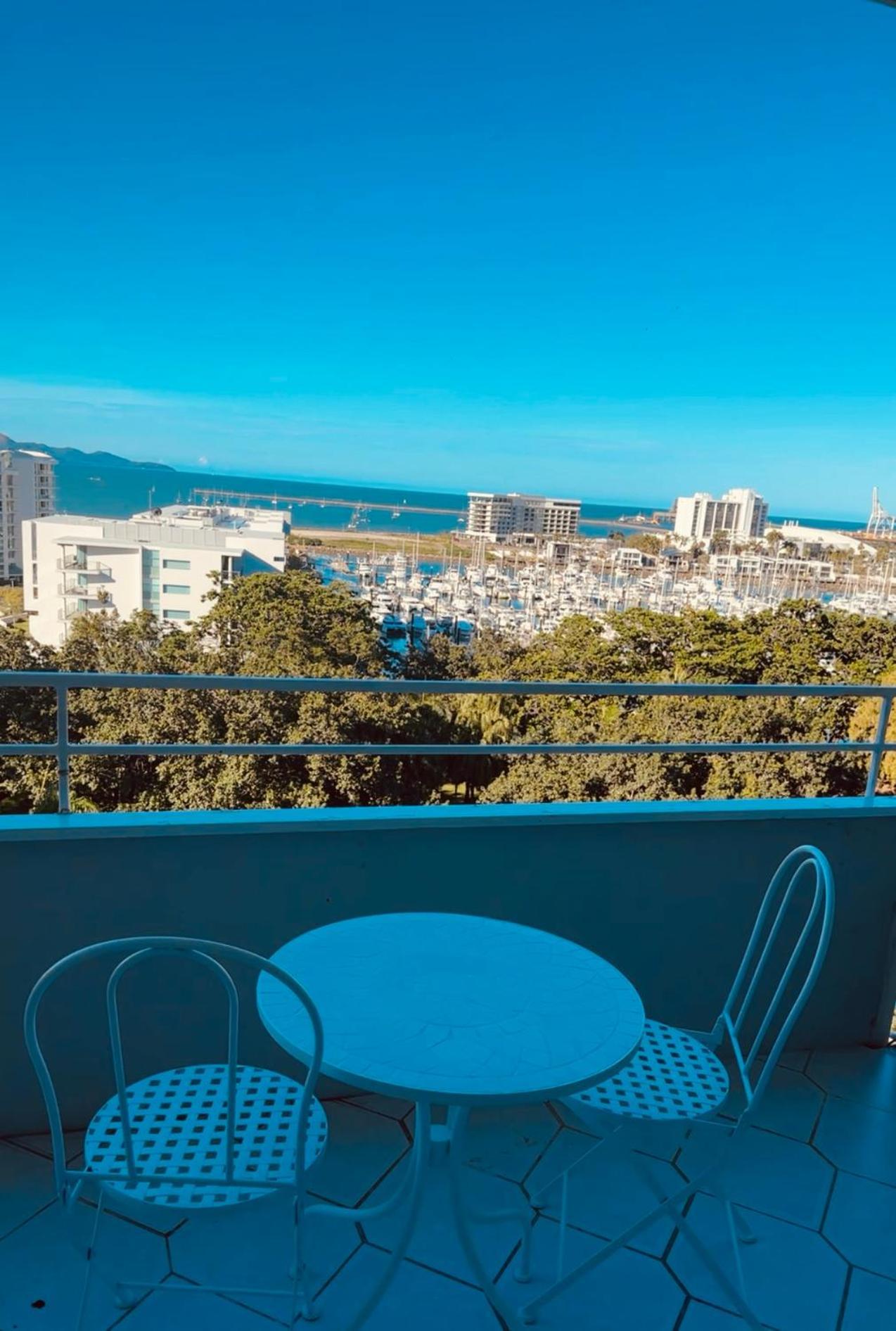 Sea Side Escape